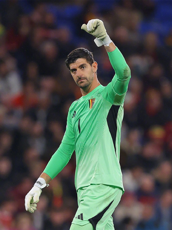 德布劳内双响点球定乾坤，比利时4-2逆转威尔士登顶J组