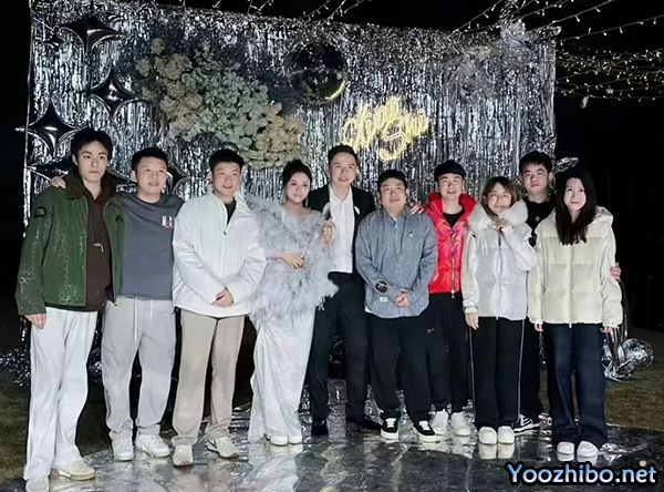 【<a href=/tiyupindao/snooker/ target=_blank class=infotextkey>斯诺克</a>-要闻】肖国栋前天举办了婚礼，巡回锦标赛目前已经确定了9位参赛球员，颜丙涛表示2027年解禁后复出