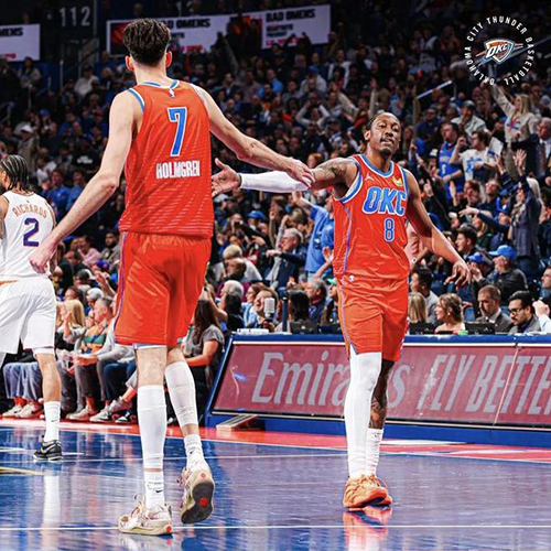 雷霆49分血洗<a href=/lanqiupindao/suns/ target=_blank class=infotextkey>太阳</a>+手握多签，霍姆格伦成顶级内线